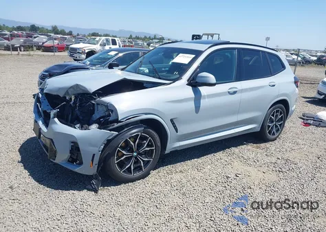 2022 BMW X3 xDrive30I z USA, uszkodzony, nr VIN 5UX53DP03N9J24629